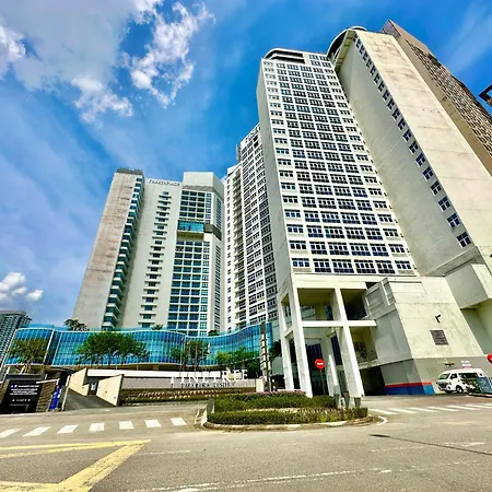 Pinetree Puteri Harbour @ Uha Apartment Nusajaya  Exterior photo